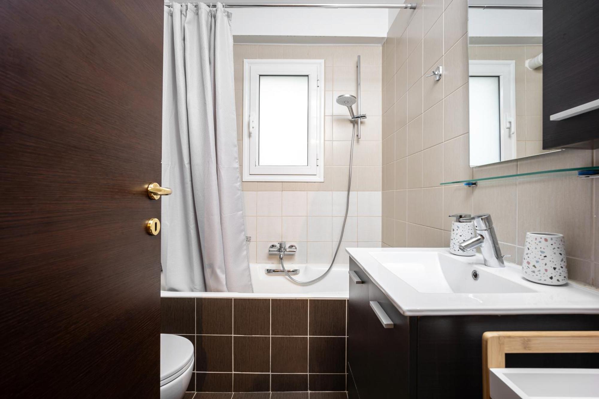 Elegant 2Bd Apartment Near Acropolis By Ilsofoir Collection 雅典 外观 照片